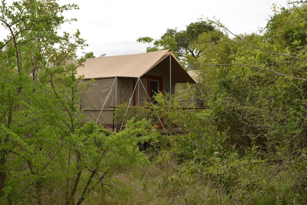 The Wild Olive Tree Camp Hotel Welverdiend  Exterior photo